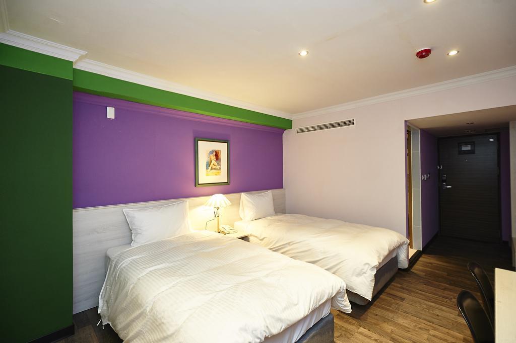 גאושיונג Lily Hotel מראה חיצוני תמונה