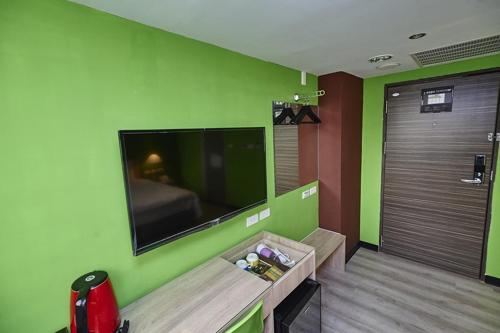 גאושיונג Lily Hotel מראה חיצוני תמונה