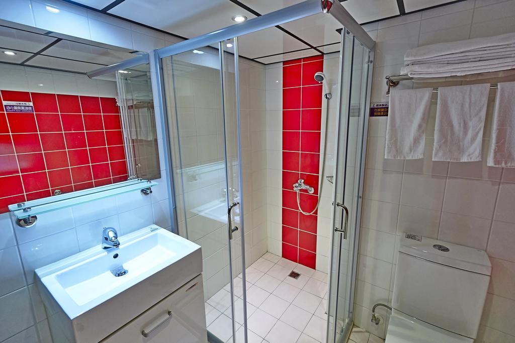 גאושיונג Lily Hotel מראה חיצוני תמונה