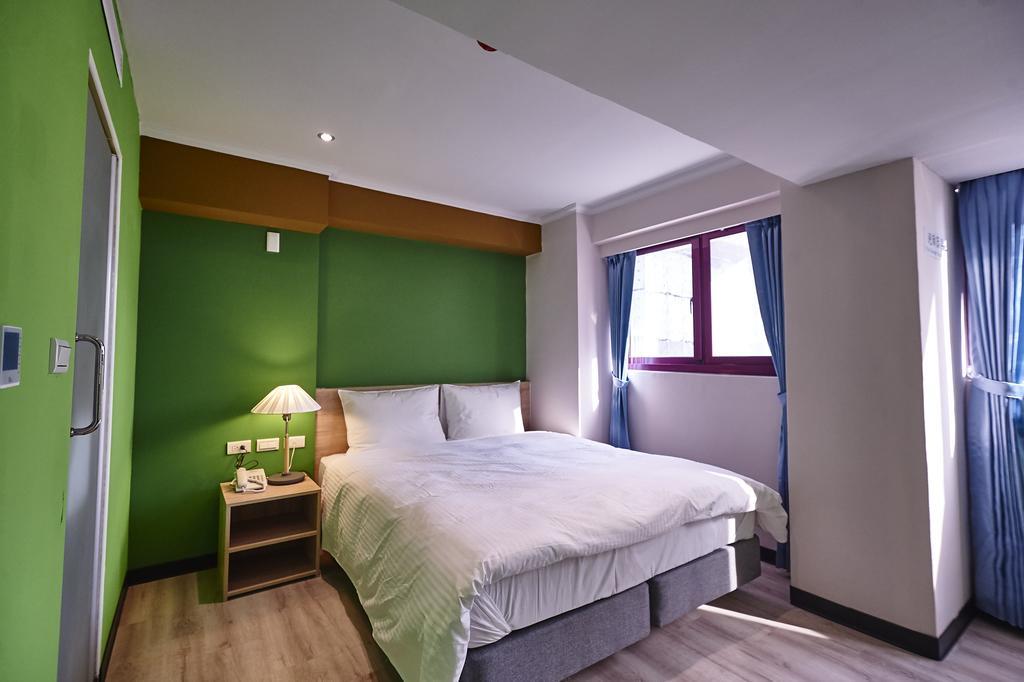 גאושיונג Lily Hotel מראה חיצוני תמונה