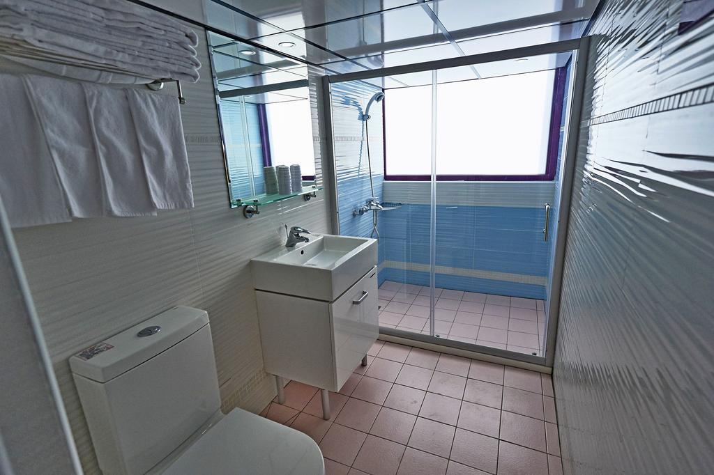 גאושיונג Lily Hotel מראה חיצוני תמונה