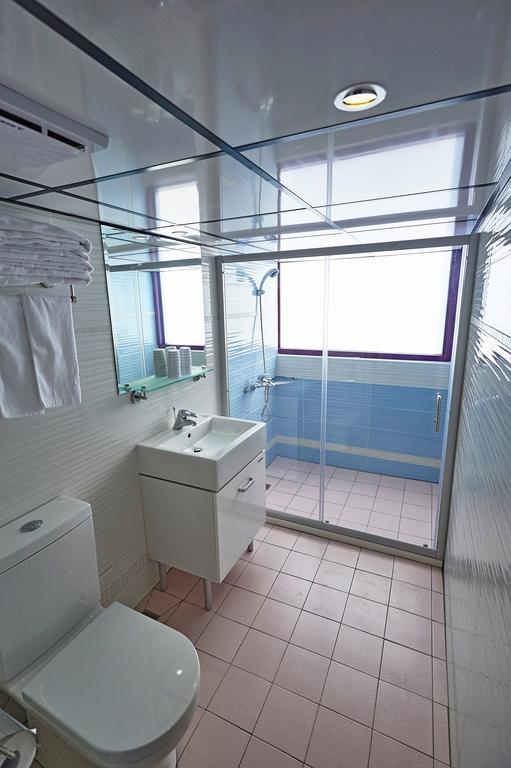 גאושיונג Lily Hotel מראה חיצוני תמונה