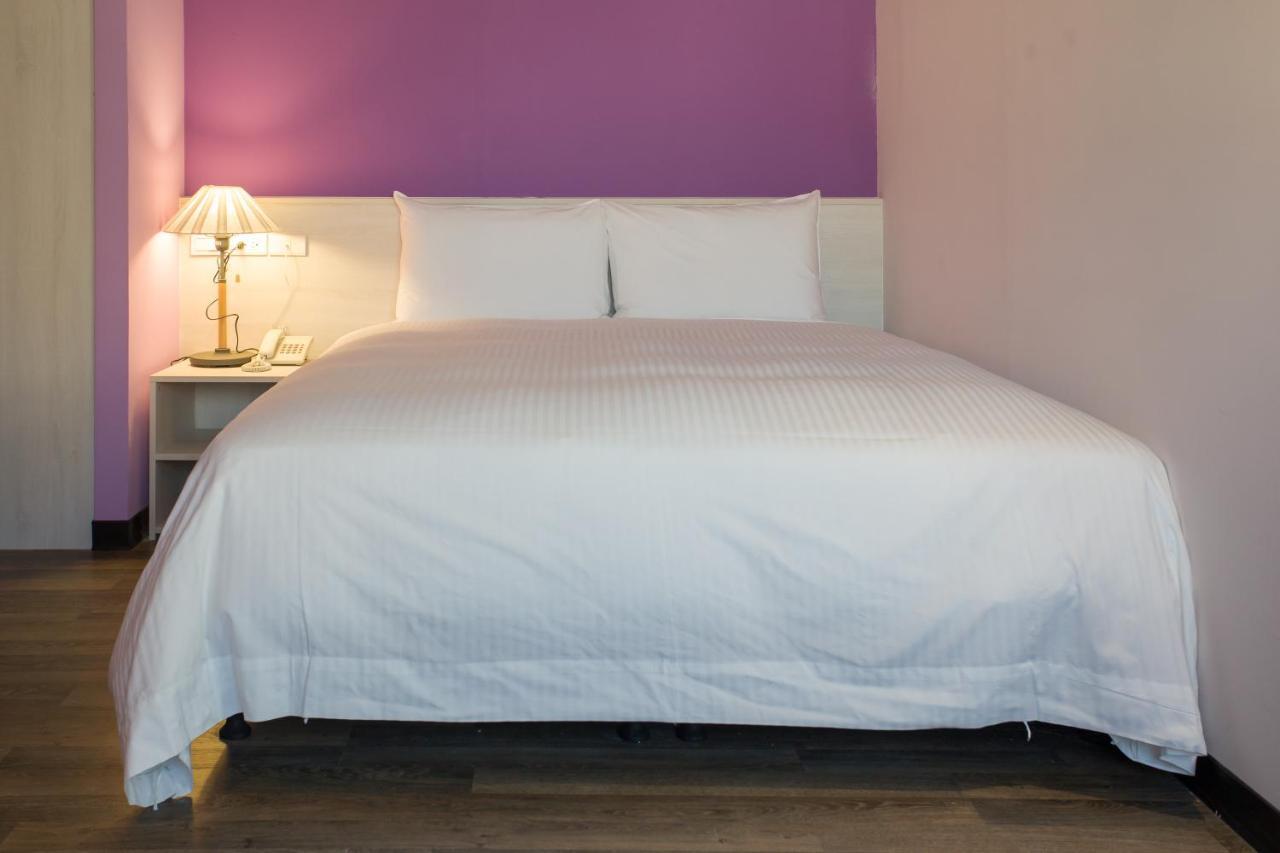 גאושיונג Lily Hotel מראה חיצוני תמונה